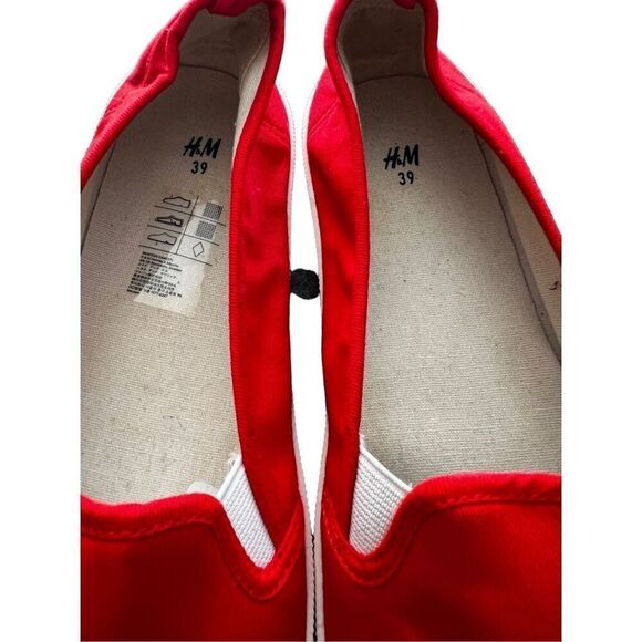 H&M red flat sneakers size 8.5 - Picture 6 of 9